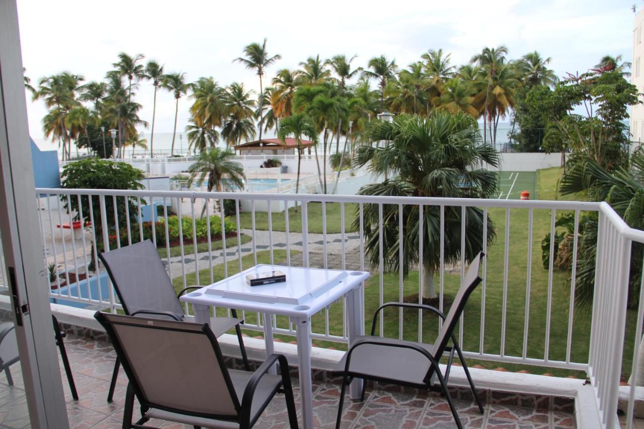 סן חואן Hobie Oceanfront Apartment At Isla Verde מראה חיצוני תמונה
