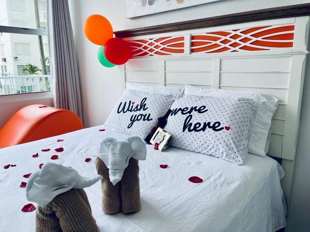 סן חואן Hobie Oceanfront Apartment At Isla Verde מראה חיצוני תמונה
