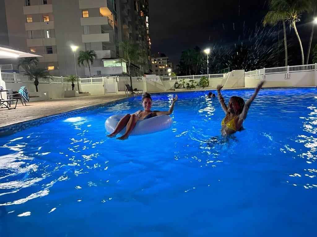 סן חואן Hobie Oceanfront Apartment At Isla Verde מראה חיצוני תמונה