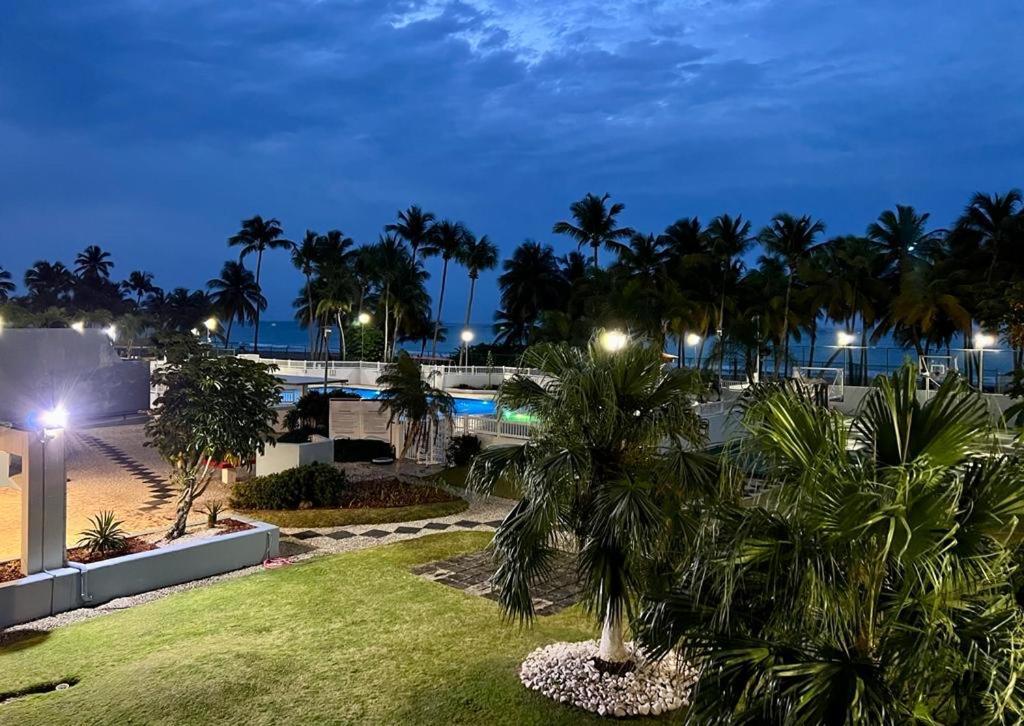 סן חואן Hobie Oceanfront Apartment At Isla Verde מראה חיצוני תמונה