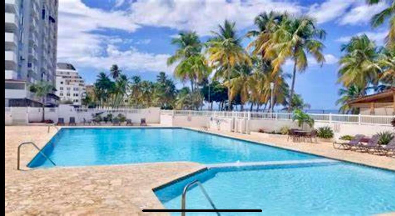 סן חואן Hobie Oceanfront Apartment At Isla Verde מראה חיצוני תמונה