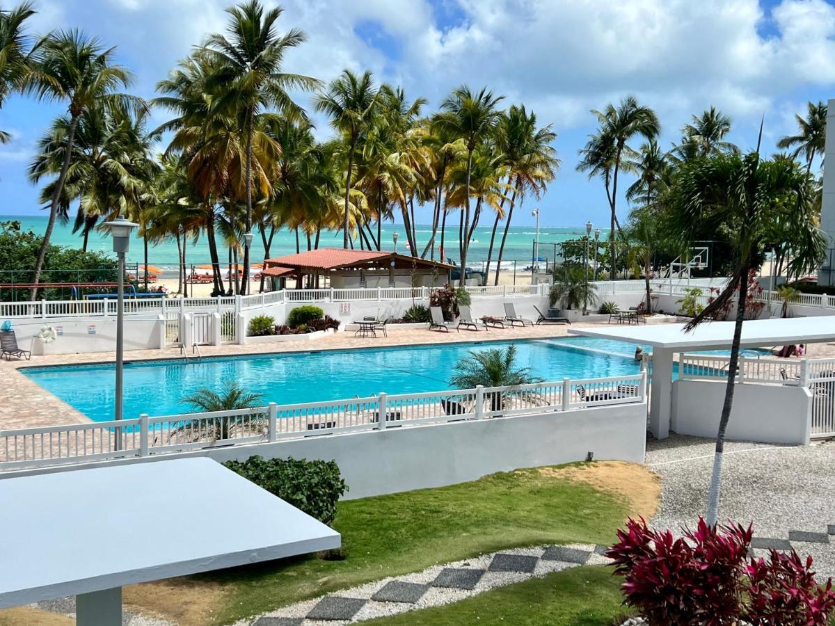 סן חואן Hobie Oceanfront Apartment At Isla Verde מראה חיצוני תמונה
